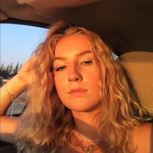 Meet your Posher, Gwendolyn